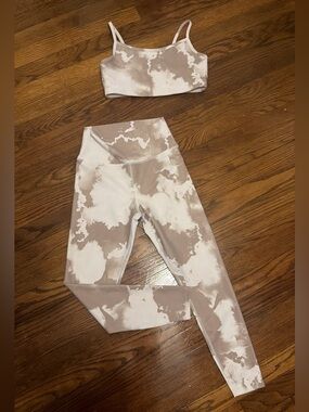 Collective Beige and White Workout Set